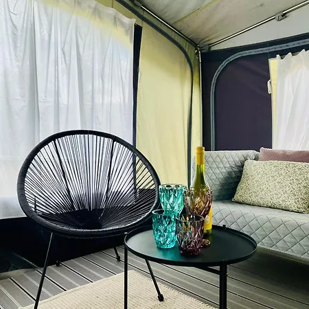 Кемпинг Roza Wiatrow Camp *