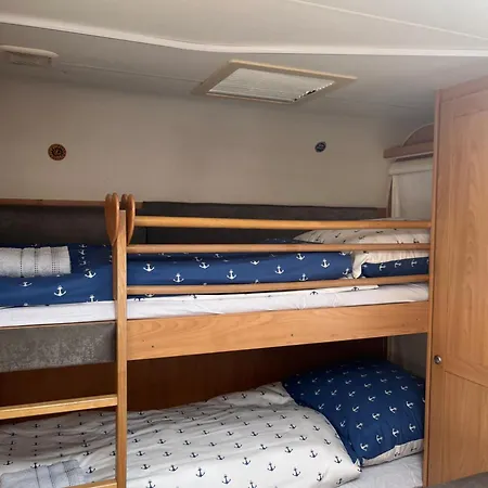 Кемпинг Roza Wiatrow Camp Ястарня