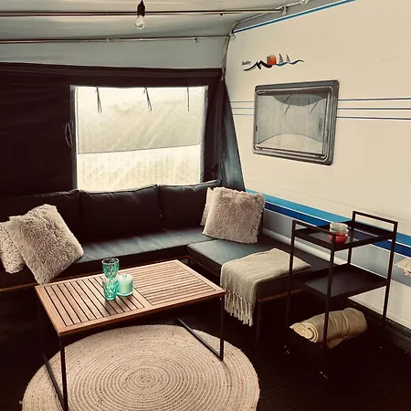 Кемпинг Roza Wiatrow Camp *
