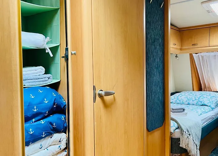 Roza Wiatrow Camp 营地 亚斯塔尔尼亚