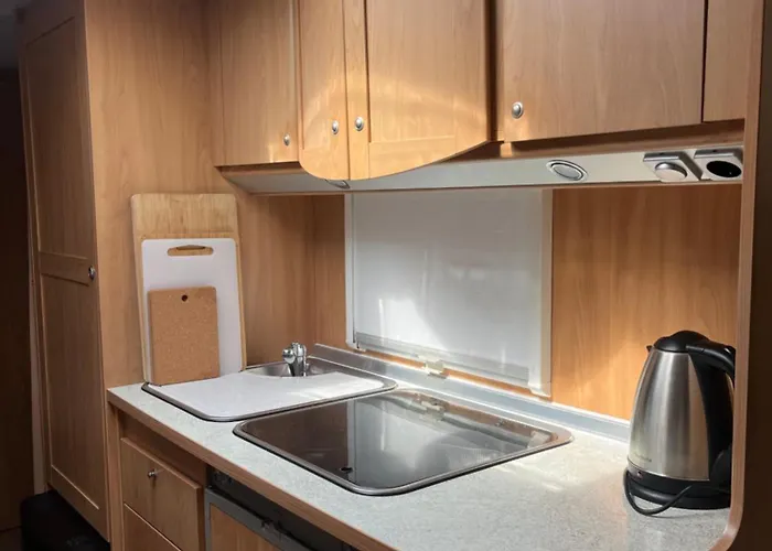 营地 Roza Wiatrow Camp *