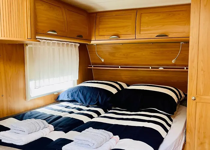 Roza Wiatrow Camp 营地 *