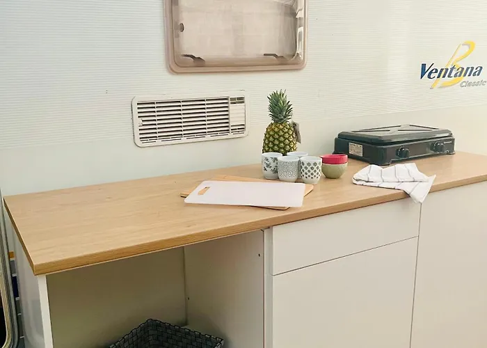 Roza Wiatrow Camp 营地 亚斯塔尔尼亚