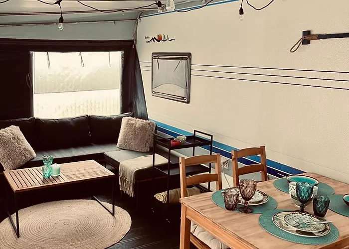 Roza Wiatrow Camp 营地 亚斯塔尔尼亚